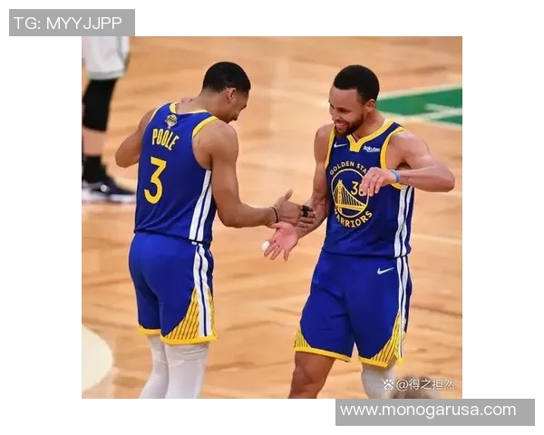 勇士主场大胜鹈鹕，库里砍下全场最高31分助球队取得两连胜